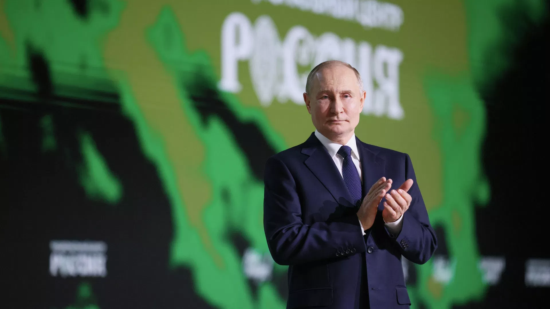 Путин: государство должно участвовать в восстановлении логистических и складских мощностей