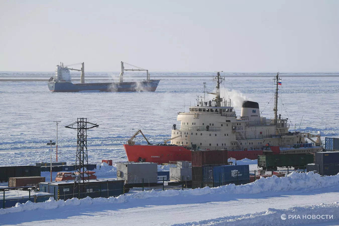 Российская нефть уходит через Севморпуть